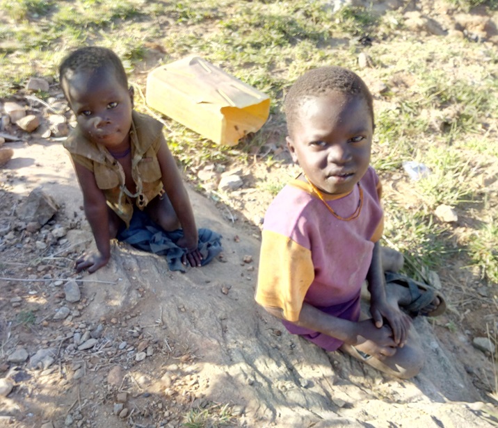 vulnerable girls, mining children in destitution